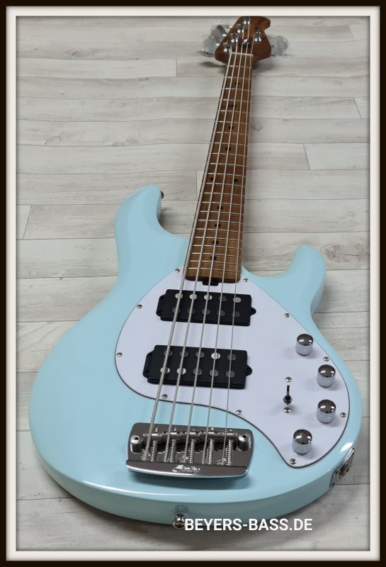 Sterling by Music Man StingRay Ray35 HH Roasted Maple, Daphne Blue